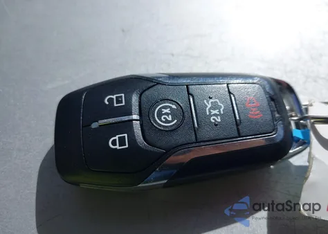 2016 Lincoln Mkx Reserve z USA, uszkodzony, nr VIN 2LMTJ6LP2GBL52754